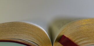 Czy rozdzielacz może być poniżej poziomu podłogi?